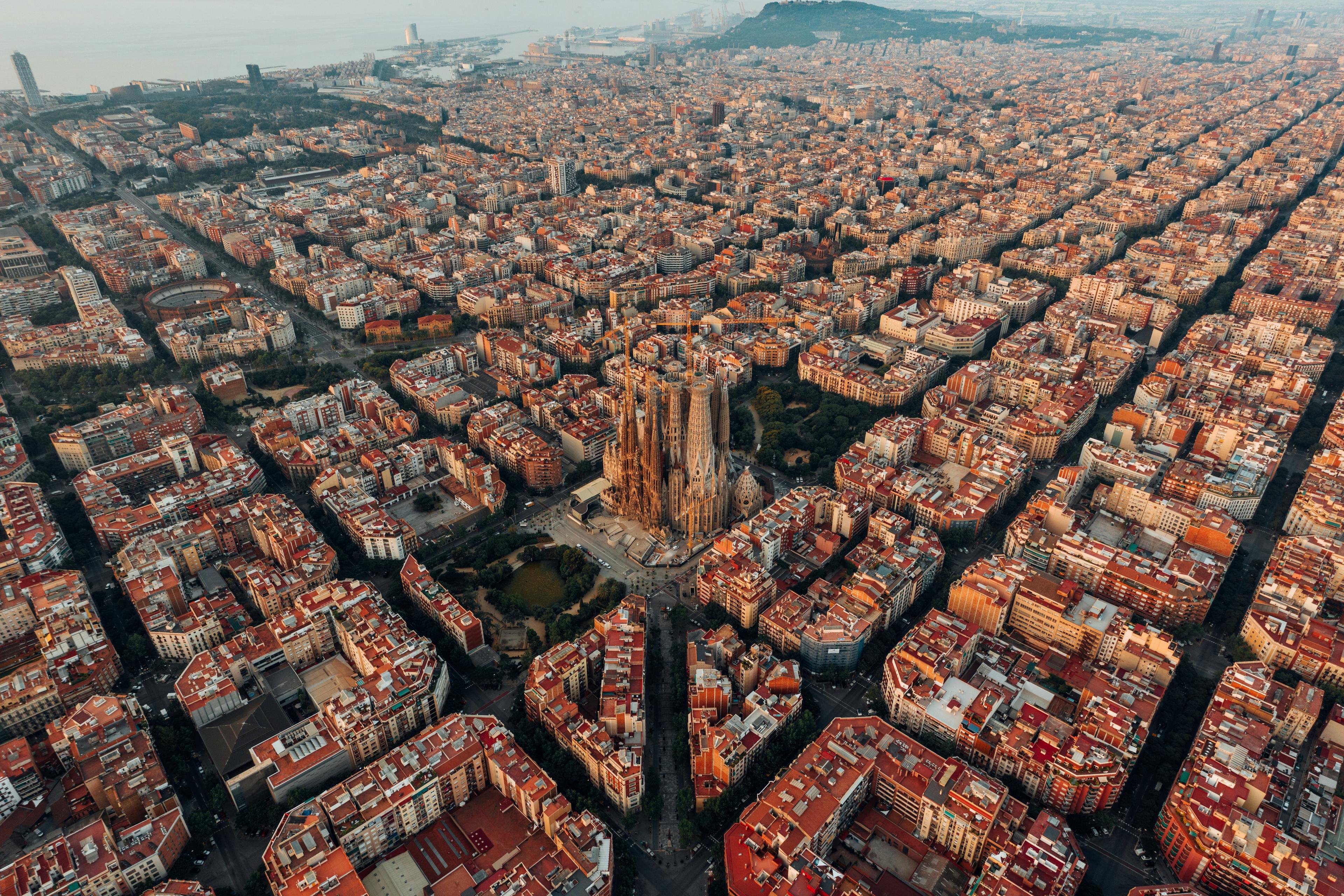 Disseny web a Barcelona: Com destacar en un mercat competitiu i atreure clients